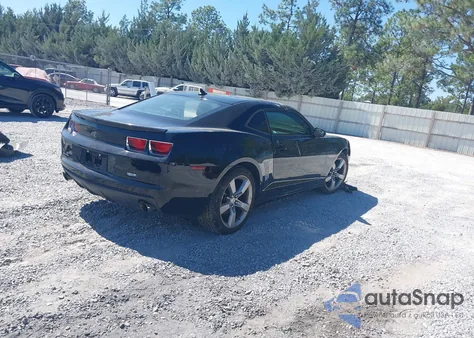 2013 Chevrolet Camaro 1Ls z USA, uszkodzony, nr VIN 2G1FE1E38D9120993